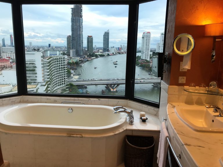 Shangri-La Bangkok Hotel review